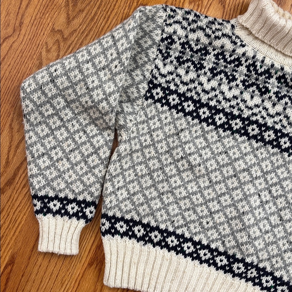 Vintage Liz Sport Wool Fair Isle Retro Ski Turtleneck Sweater Women's size Small - Picture 4 of 7